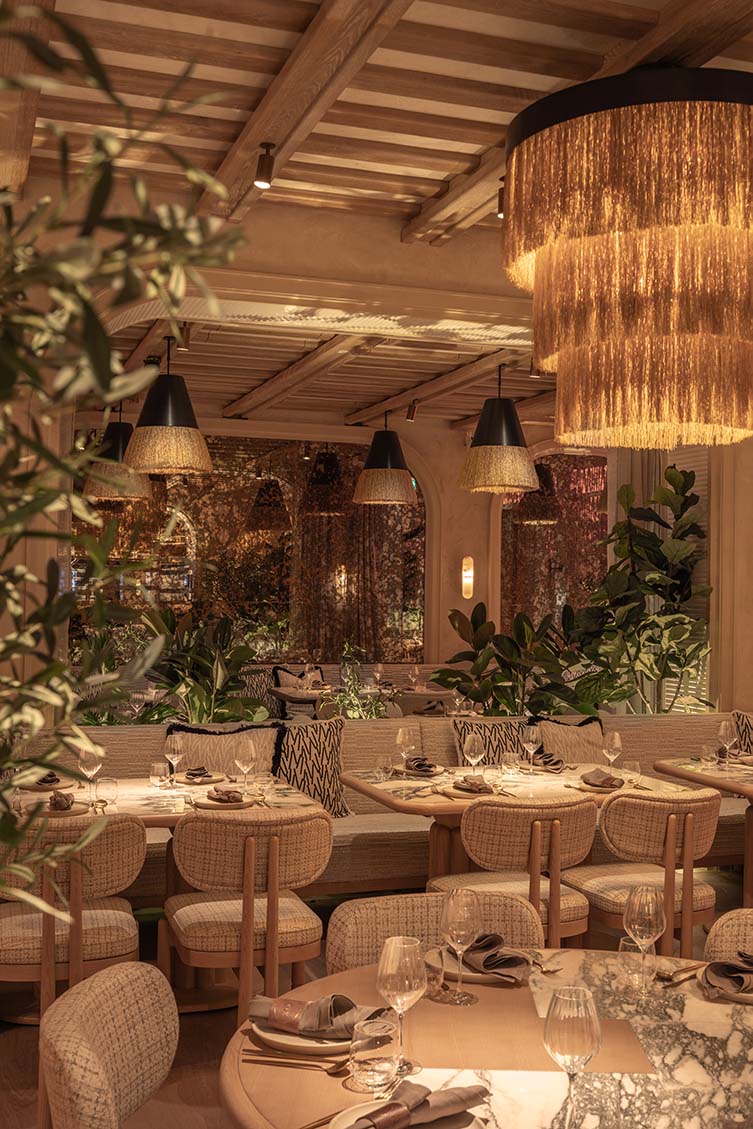 FENIX Mayfair
