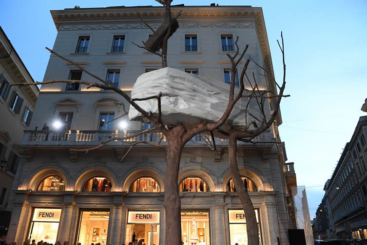 Unveiling of Giuseppe Penone's Foglie di pietra