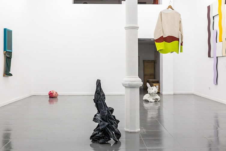 Apaño: Ángela de la Cruz, Vasilis Asimakopoulos, Bernat Daviu at Bombon Projects