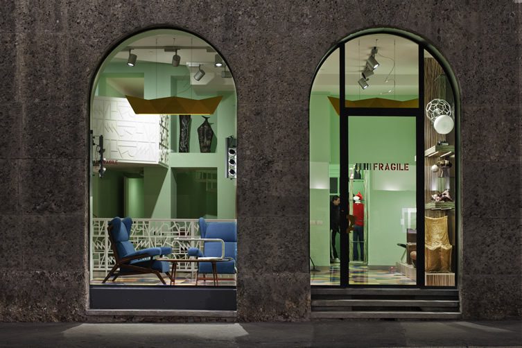Fragile Showroom — Milan