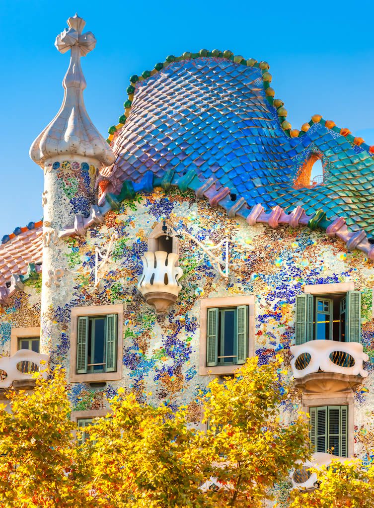 The Modernisme Architecture Movement: Casa Batllo Barcelona