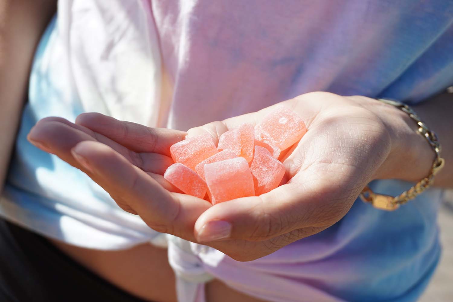 How CBD Gummies Can Help with Pain Tolerance