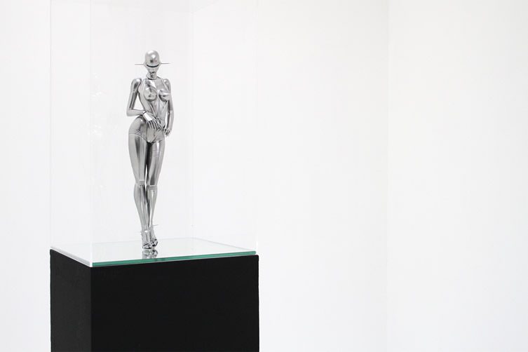 Hajime Sorayama at AISHONAZUKA, Installation View