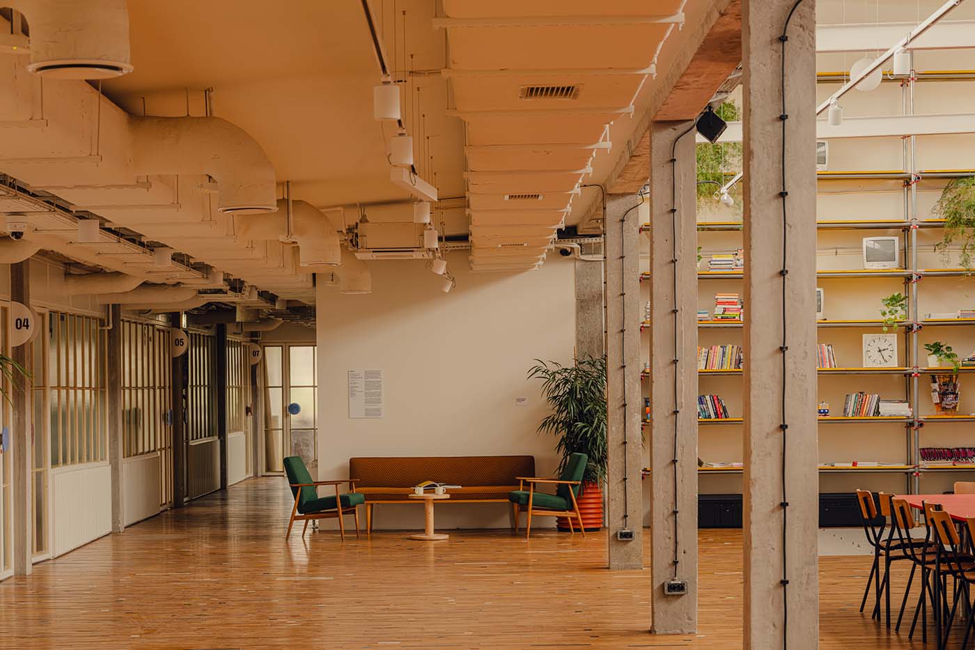 Hall 31B, Grid Arthub, Gdańsk Shipyard Designed by PION STUDIO