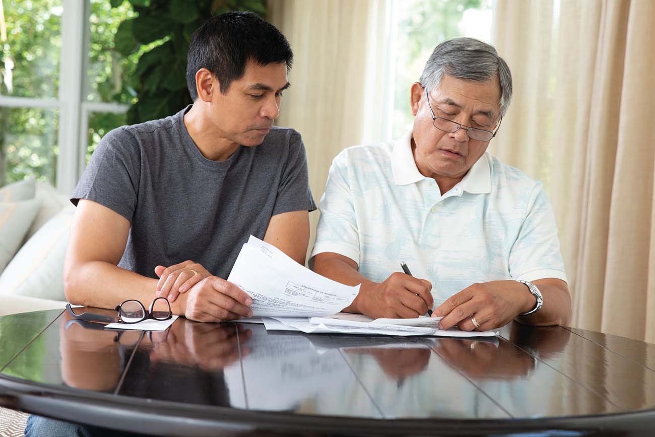 Senior Citizens: Checklist Before You Buy Holiday Insurance for Parents Over 70