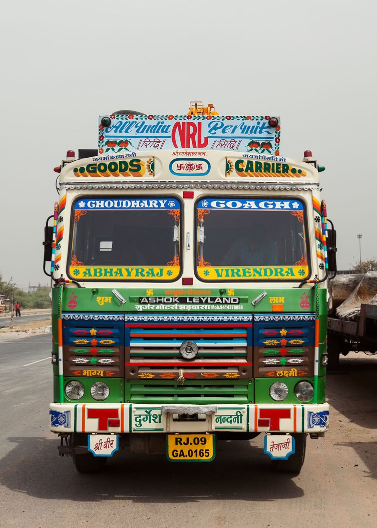Dan Eckstein — Horn Please: The Decorated Trucks of India