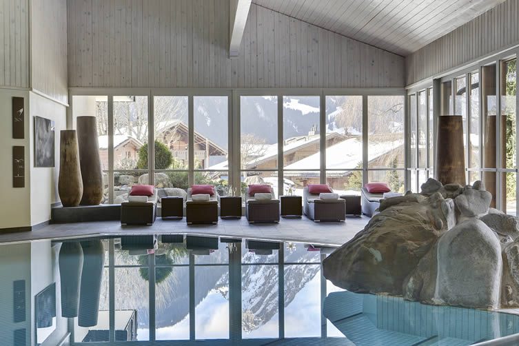 Huus Gstaad Luxury Hotel, Swiss Alps