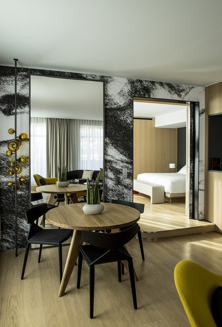 Le Cinq Codet — 7th arrondissement, Paris