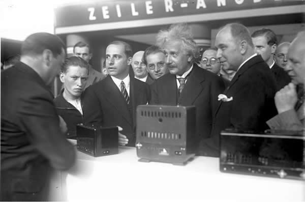 Albert Einstein opens the IFA in 1930