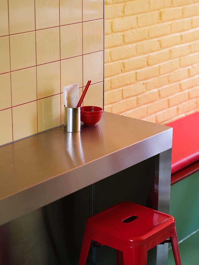 London Vietnamese Restaurant by Vinaxoa