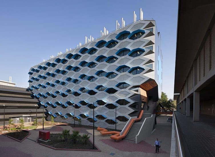 La Trobe Institute of Molecular Science, Melbourne