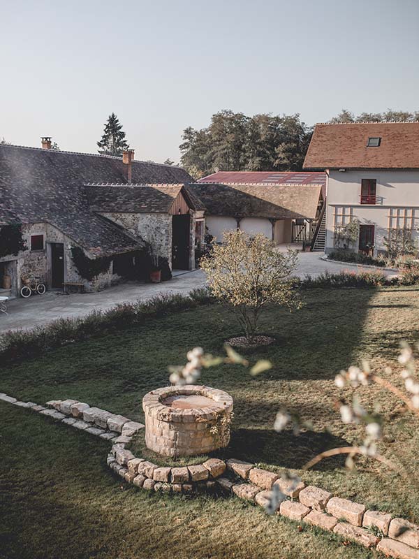 Le Barn Bonnelles Luxury Hotel in Rambouillet Forest Close to Paris