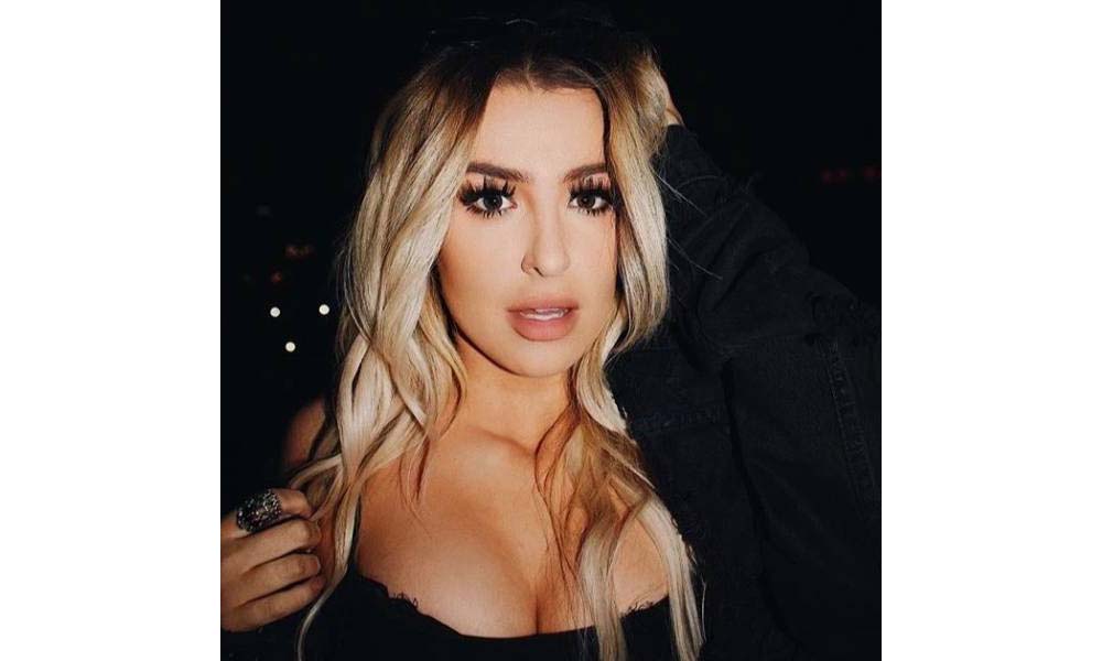 Tana Mongeau