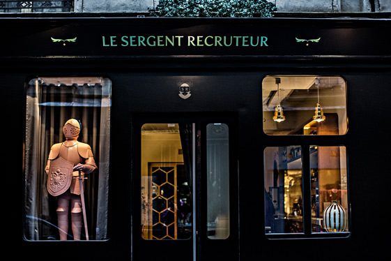 Le Sergent Recruteur, Paris