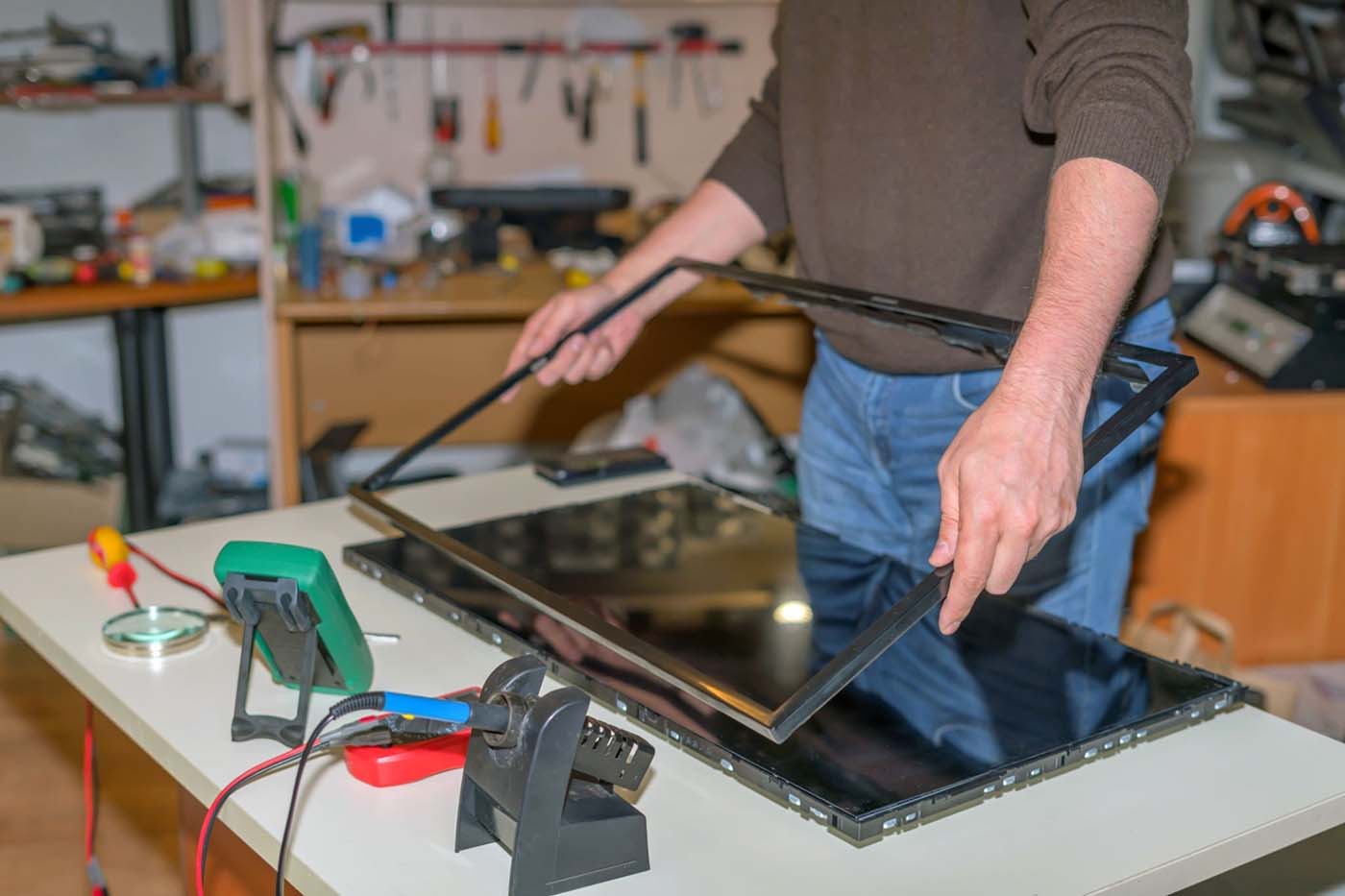 LG TV Repairs: How to Find the Right Technician and Avoid Scams