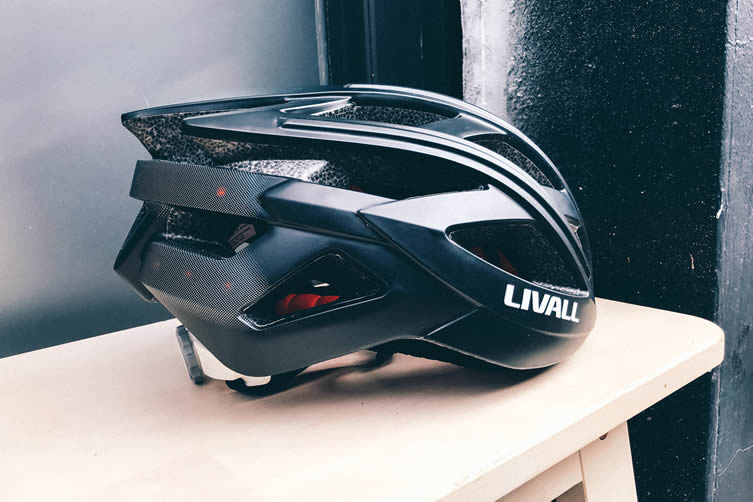 LIVALL Smart Helmets: The BH60SE Bluetooth Helmetphone