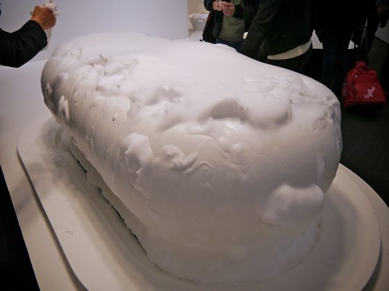 LIXIL's Foam Bathtub