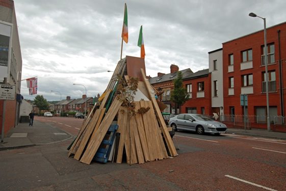 Loyalist Bonfires, Declan O'Neill