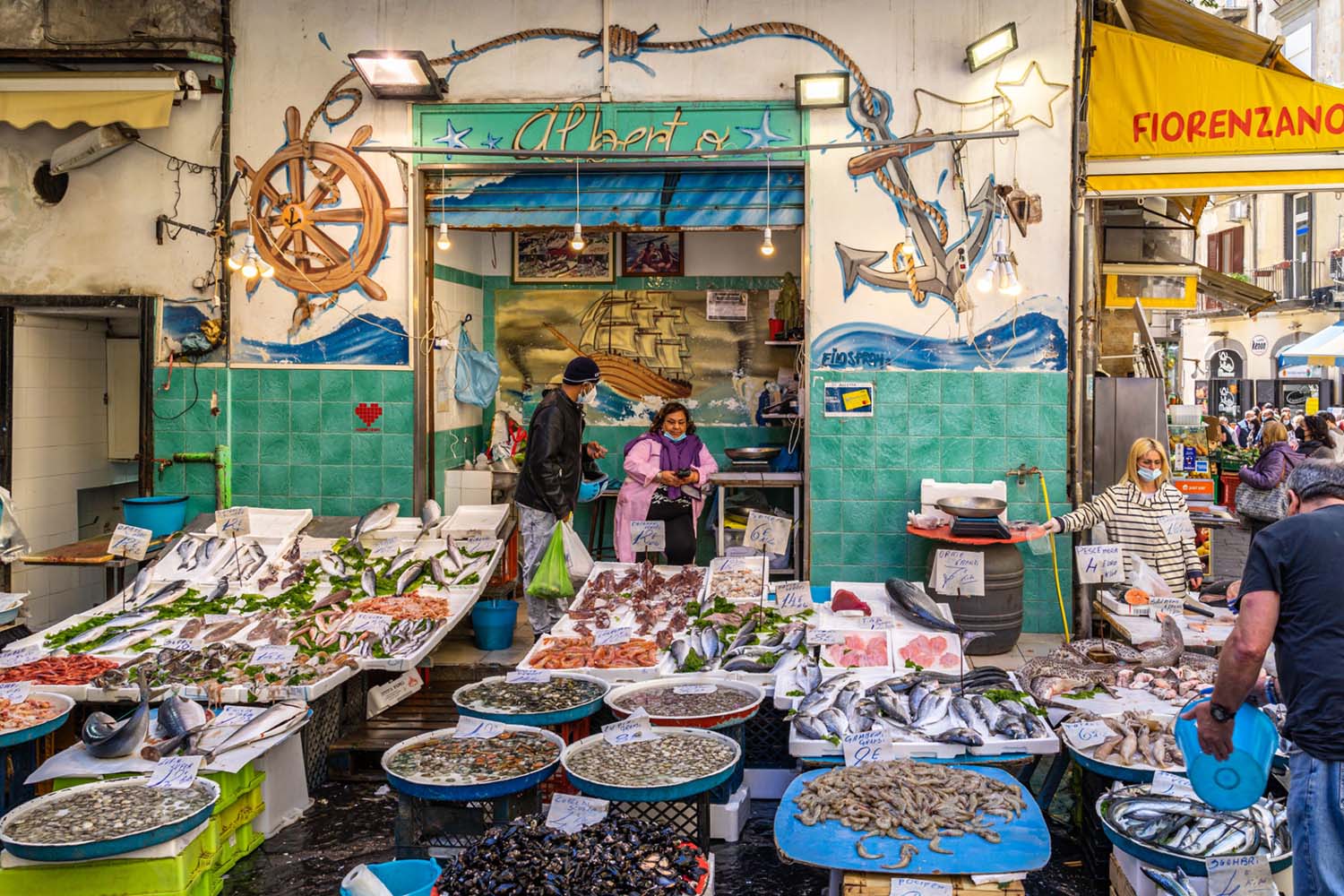 I 9 migliori mercati storici d'Italia, Guida di viaggio per gli amanti del cibo