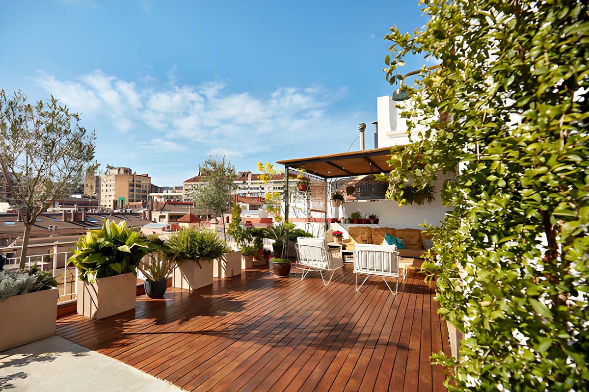 Maximize Your Balcony: Smart Decking Ideas for Limited Space