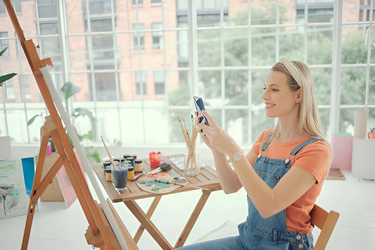 Artistic Expression in the Digital Age: Maximising Instagram for Your Art