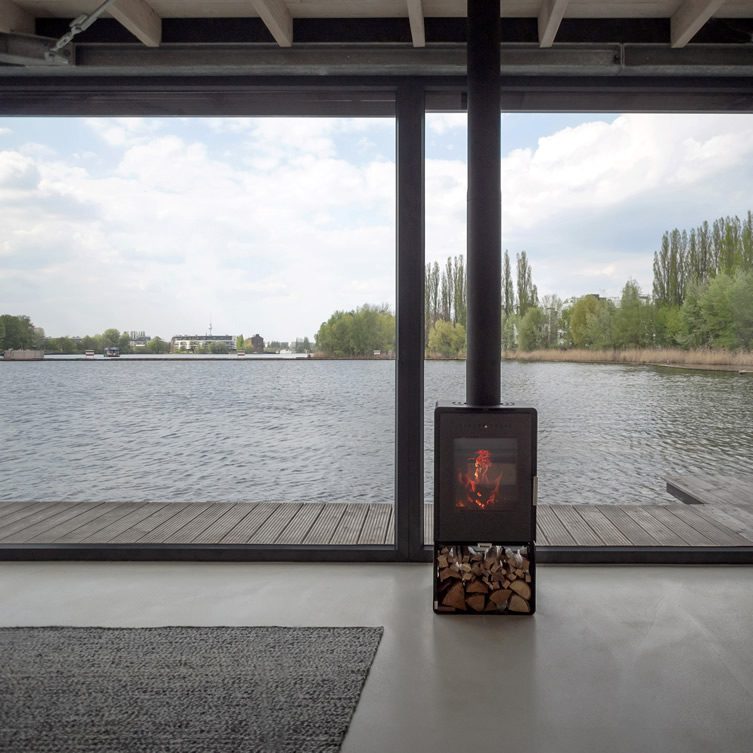 Modern Houseboat, Berlin