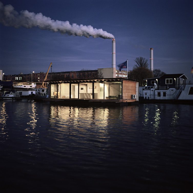 Modern Houseboat, Berlin