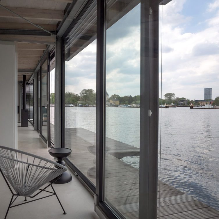 Modern Houseboat, Berlin