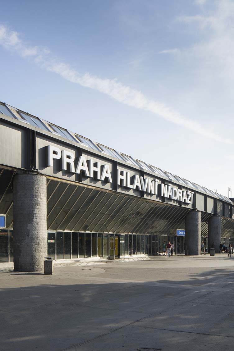 Main Train Station Extension / Přístavba Hlavního nádraží, Josef Danda, Jan Bočan, Jan Šrámek, Alena Šrámková, Zdeněk Rothbauer, 1972-79