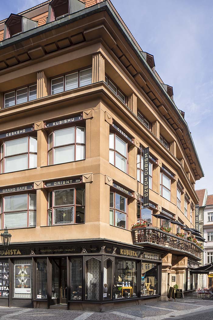 House of the Black Madonna / U Černé Matky Boží, Josef Gočár, 1911-12