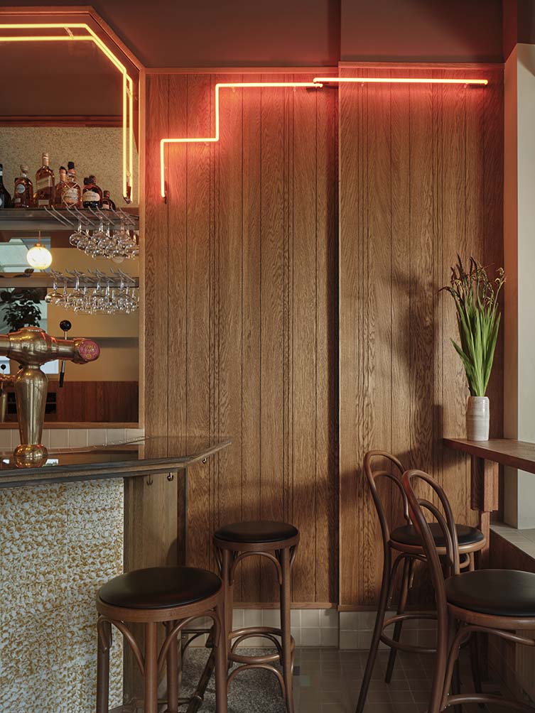 Goudvisch Café in Spaarndammmerbuurt by Studio Modijefsky