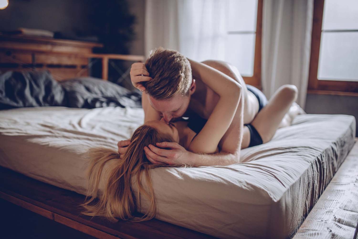 Foreplay Tips That Will Make Her Go Crazy in Bed