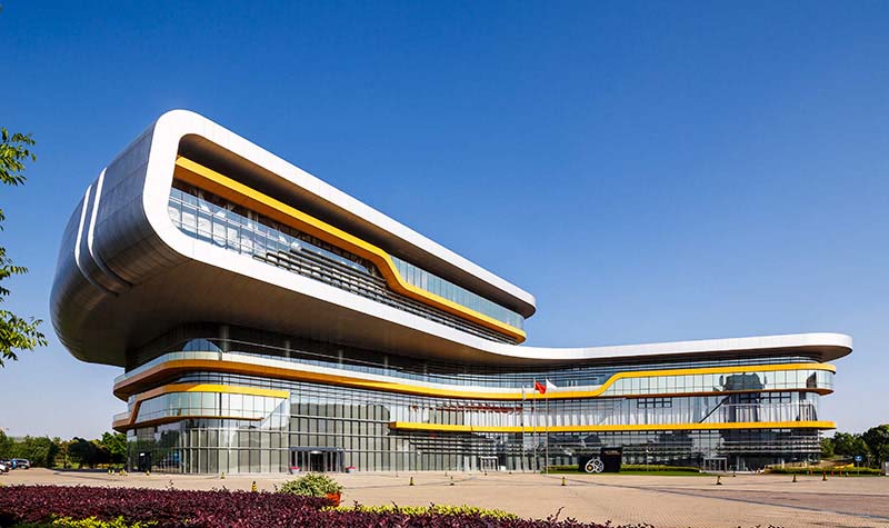 On a sunny morning last winter, we visited German-IFB-designed Shanghai Auto Museum (SAM) and met with a line-up of museum staff and volunteers