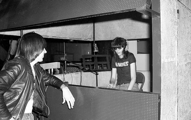 Ramones recording first LP
