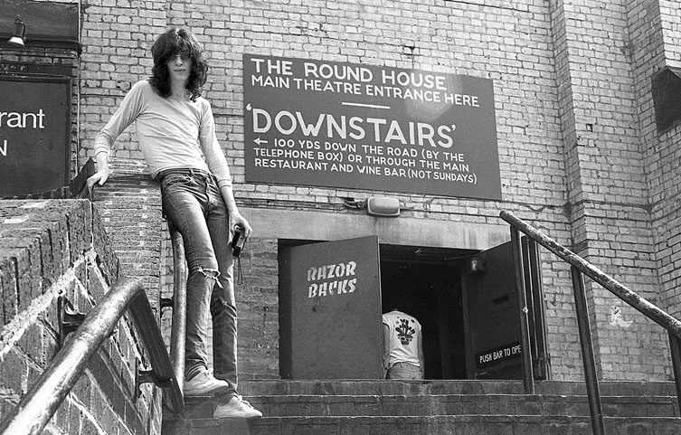 Joey Ramone, Roundhouse