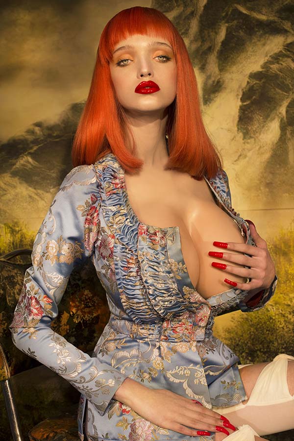 Jess © Nadia Lee Cohen