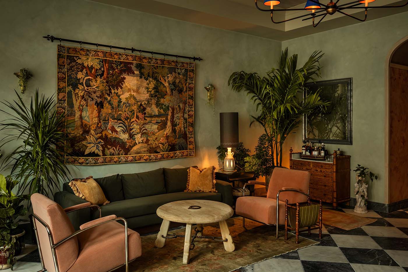 The Nickel Hotel, Charleston