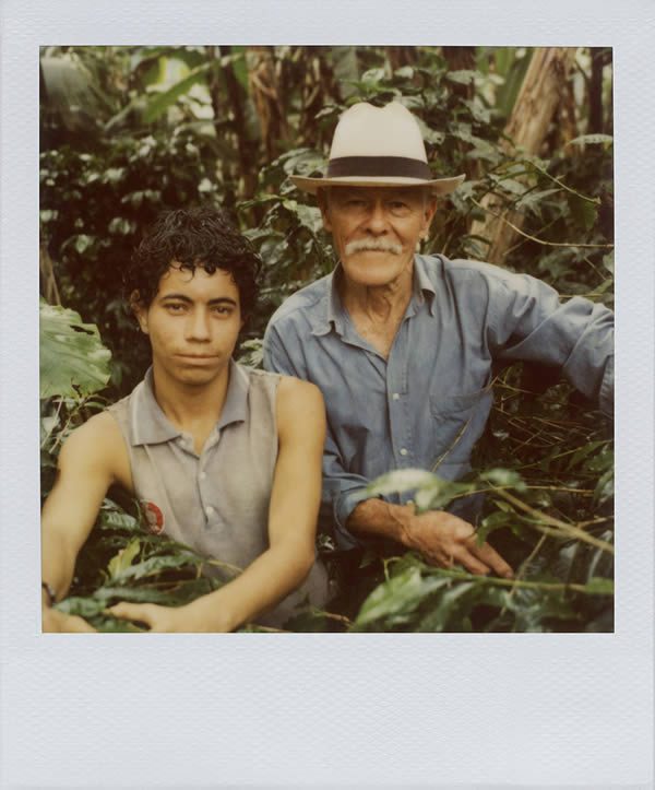 Matthew James O’Brien, No Dar Papaya: Fotografías de Colombia 2003-2013 (Placer Press/Icono Editorial)