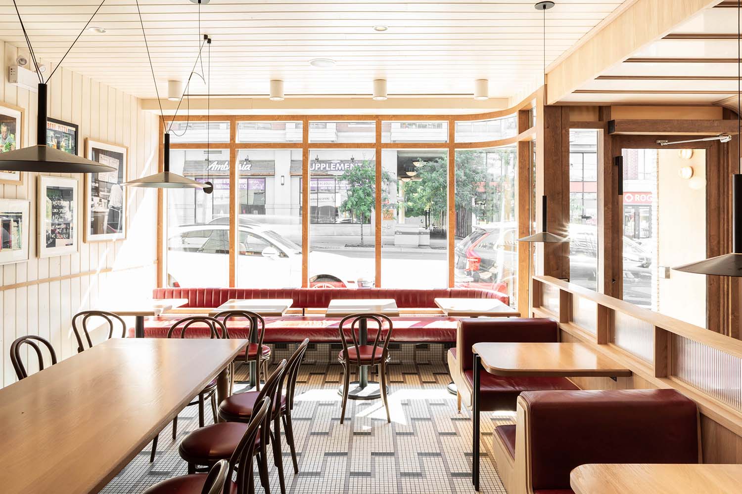 North of Brooklyn Pizzeria, Avenue Road, Toronto by Ménard Dworkind