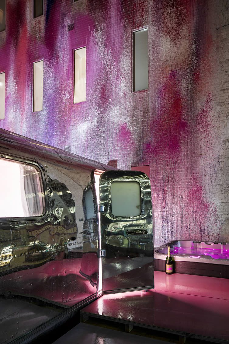 Melbourne Airstream Hotel