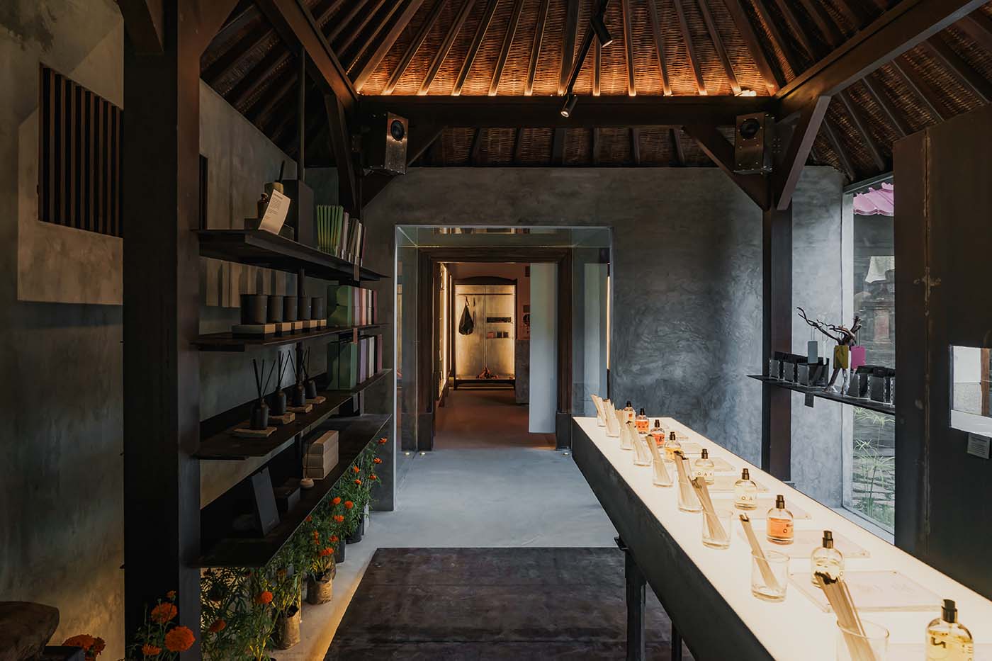 Oaken Lab Ubud Bali Fragrance Boutique, The Oaken Stillroom