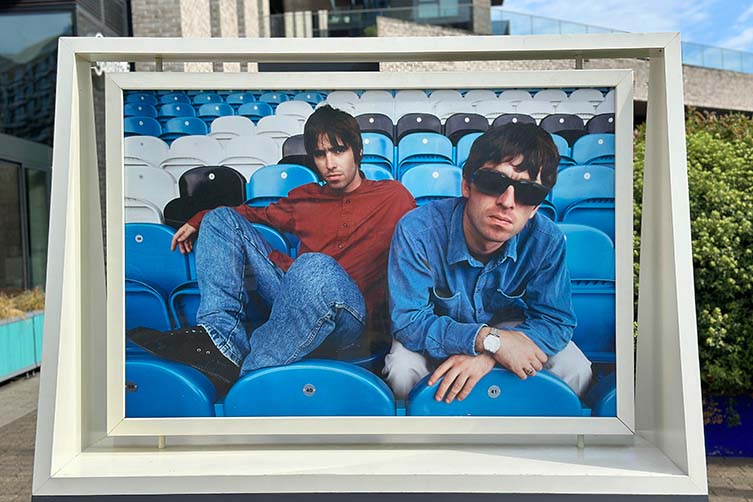 Brothers: Liam and Noel Through the Lens of Kevin Cummins