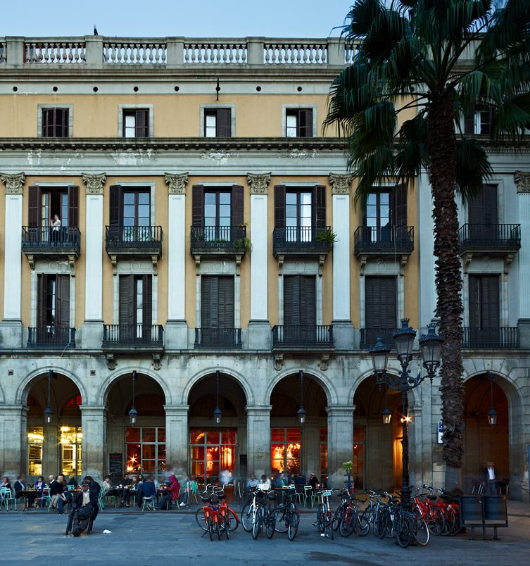 Ocaña — Plaça Reial, Barcelona