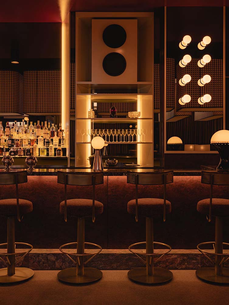 Olia Ristorante and Mimi Bar, Edmonton