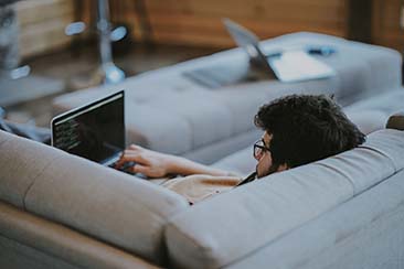 How to Avoid Online Scams in 2024