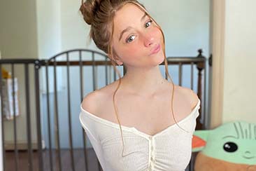 Got a thing for Redheads and auburn belles? Checkout out our list of the top redhead OnlyFans models (some of which cost just $3/month)!