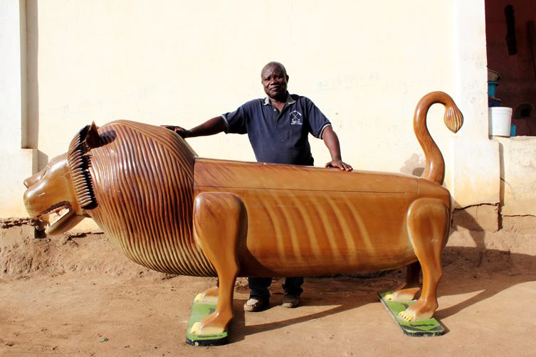 Paa Joe & the Lion — Ghanaian Fantasy Coffins