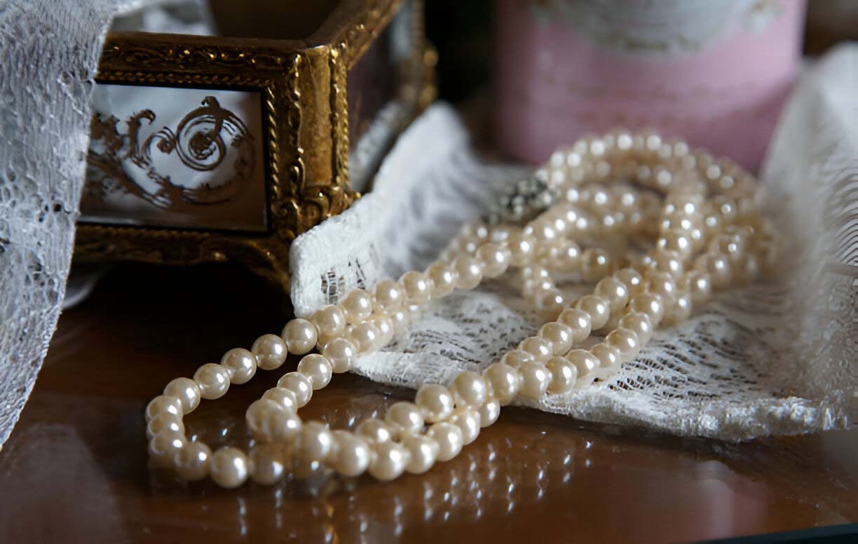 Pearl Jewellery Gift Guide: The Best Pieces for Every Personality