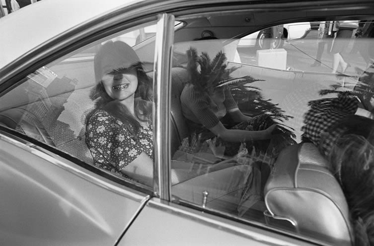 Mike Mandel, People in Cars Published by STANLEY/BARKER