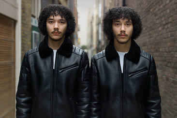 Peter Zelewski, Alike But Not Alike